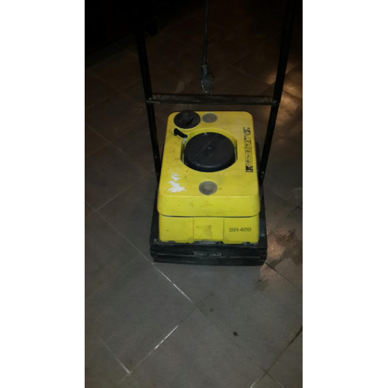 Поломоечная машина Б/У Karcher BR 400