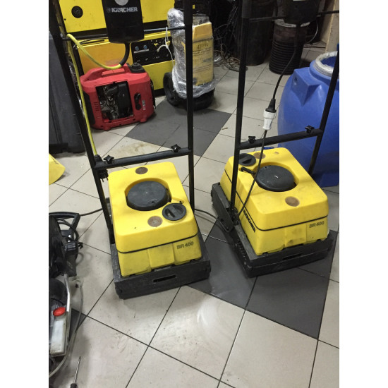 Поломоечная машина Б/У Karcher BR 400