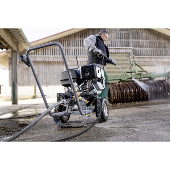 Мойка высокого давления бензиновая Karcher HD 9/25 G Classic